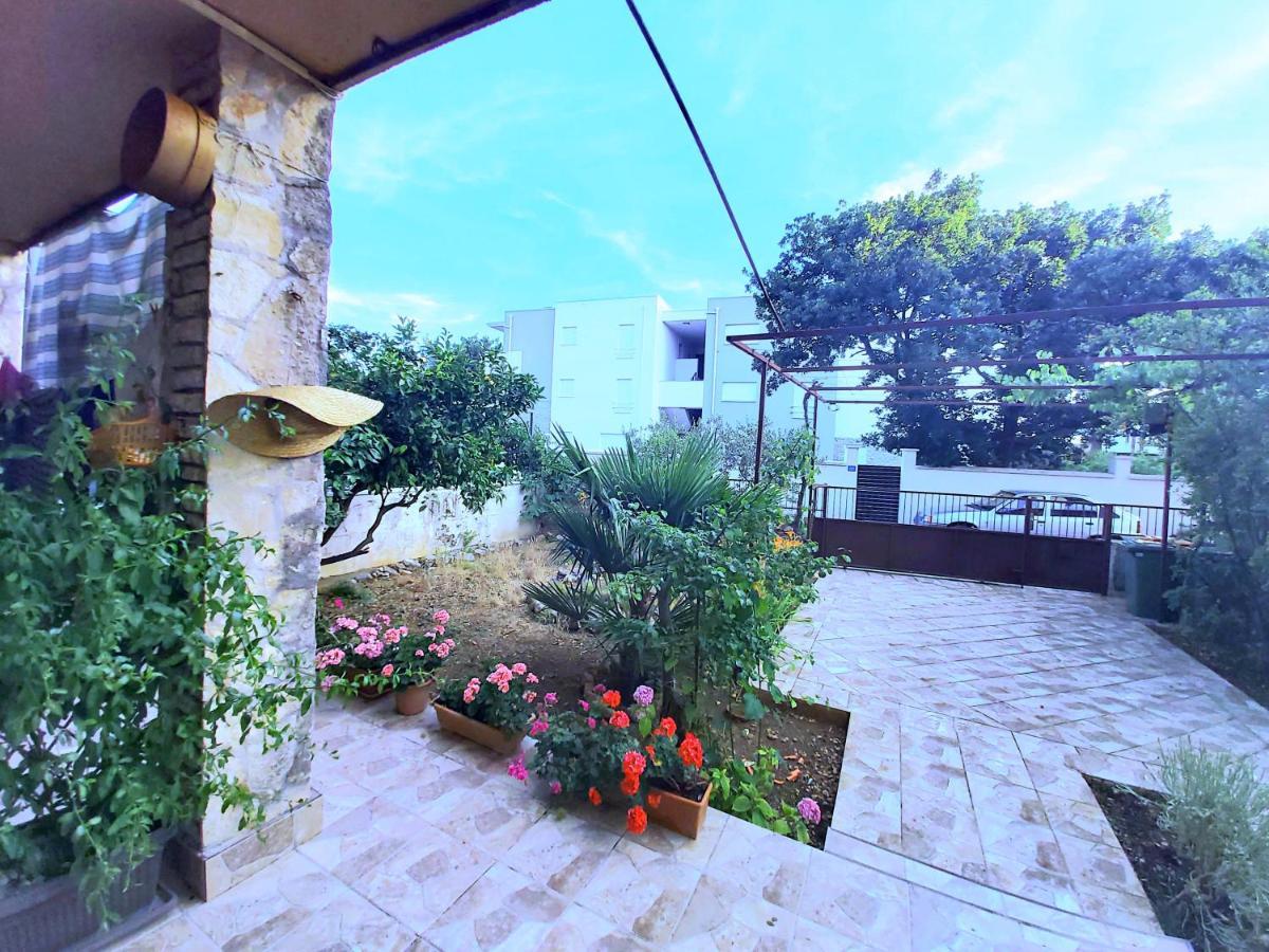 Apartman Arija Vodice Bagian luar foto